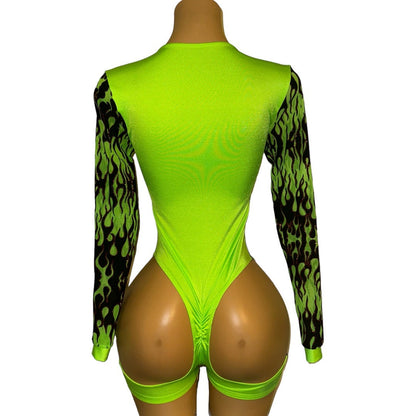 Bottle girl outfit